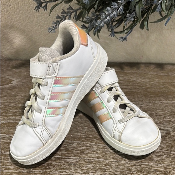 Toddler Girl Shoes - Picture 1 of 8